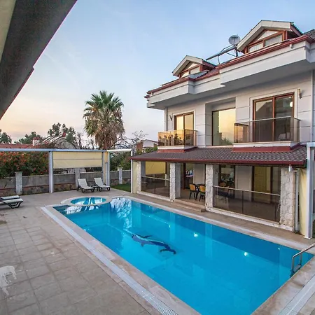 Villa Prestij Makri 4+1 Villa, Oezel Havuzlu, Fethiye