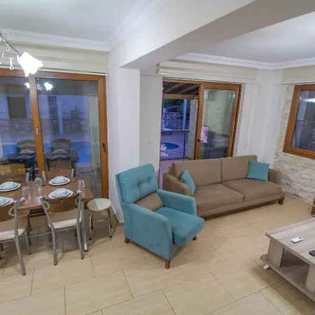 Prestij Makri 4+1 Villa, Oezel Havuzlu, * 费特希耶