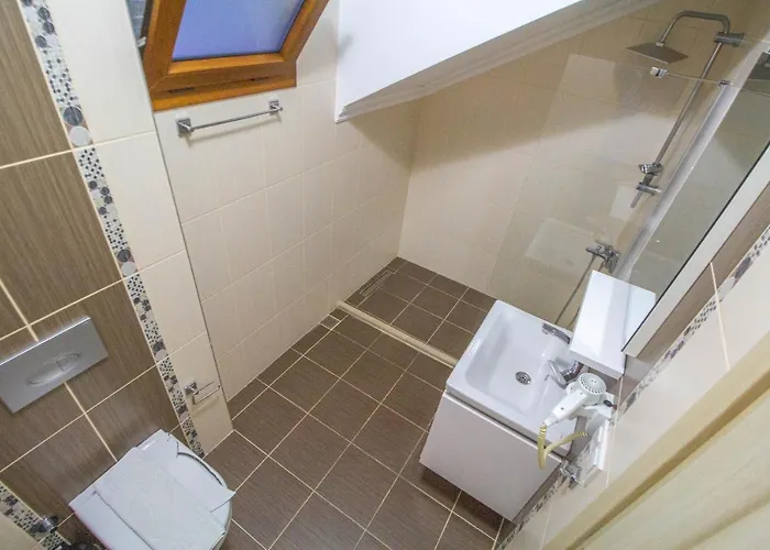 Prestij Makri 4+1 Villa, Oezel Havuzlu, 别墅 费特希耶