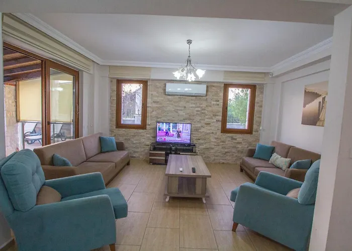 Prestij Makri 4+1 Villa, Oezel Havuzlu, 别墅 *